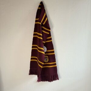 Harry Potter Gryffindor Scarf NWT